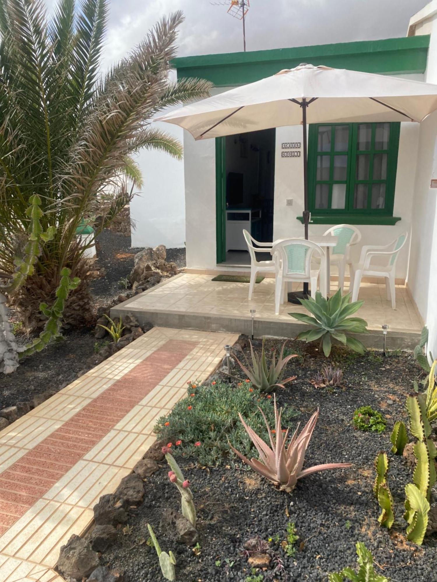 Casa Gioeli Cocosol Villa Costa De Antigua Exteriör bild